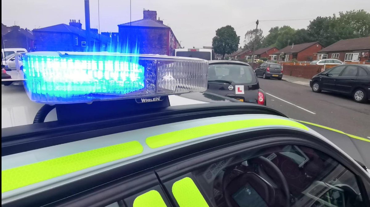 MerPolTraffic's tweet image. The driving instructor in this car was stopped for not wearing his seatbelt. #BeltUp before your journey, no matter how short the journey is #RoadSafety #ClunkClick