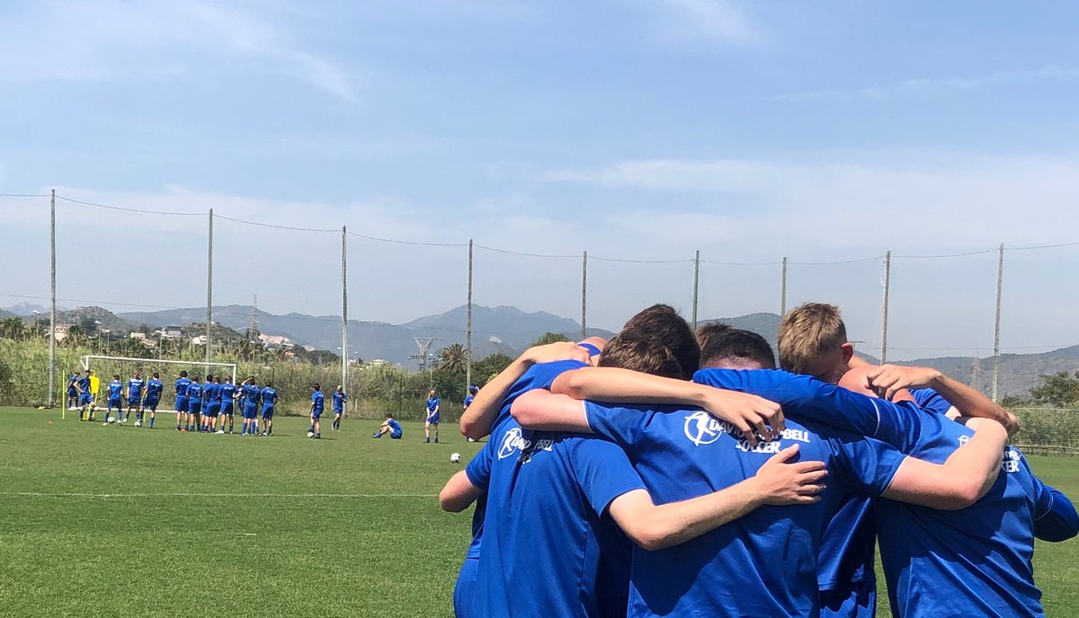dcsoccer88's tweet photo. Football utopia!
Masterclasses with #UEFAProLicence Coach &amp; specialist coaching staff. #Unbelievable facilities in #Olivanova Spain. #Dedicated young people grasping every opportunity. #EuropeanLearning 
#MakingContacts
#LifeChanging
#FullyFunded
#Together https://t.co/3IwZwsKktv
