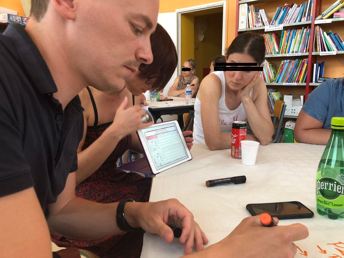 CassandreDufait's tweet photo. Premier world café, autour de problématiques de la #classe flexible. A refaire avec des améliorations. Merci à @ElsaOdorico @BarbaraAndouart @liliceseineur @laclassedechris @laclasse_demma et tous les autres!#BougeTonProjet91 https://t.co/GB6rgbZiZr