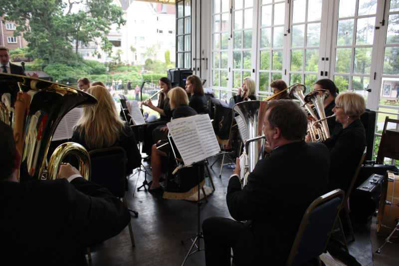 BDConcertBand's tweet photo. Looking for something to do on Sunday 30 June? Come and listen to live music at the bandstand in Bournemouth Gardens from 2-4pm π· With tunes from The Greatest Showman, Abba, Shostakovich and more - there's music for everyone! πΌ #bdcb #concertband #livemusic #bournemouth #dorset https://t.co/E1AUAIOj7U
