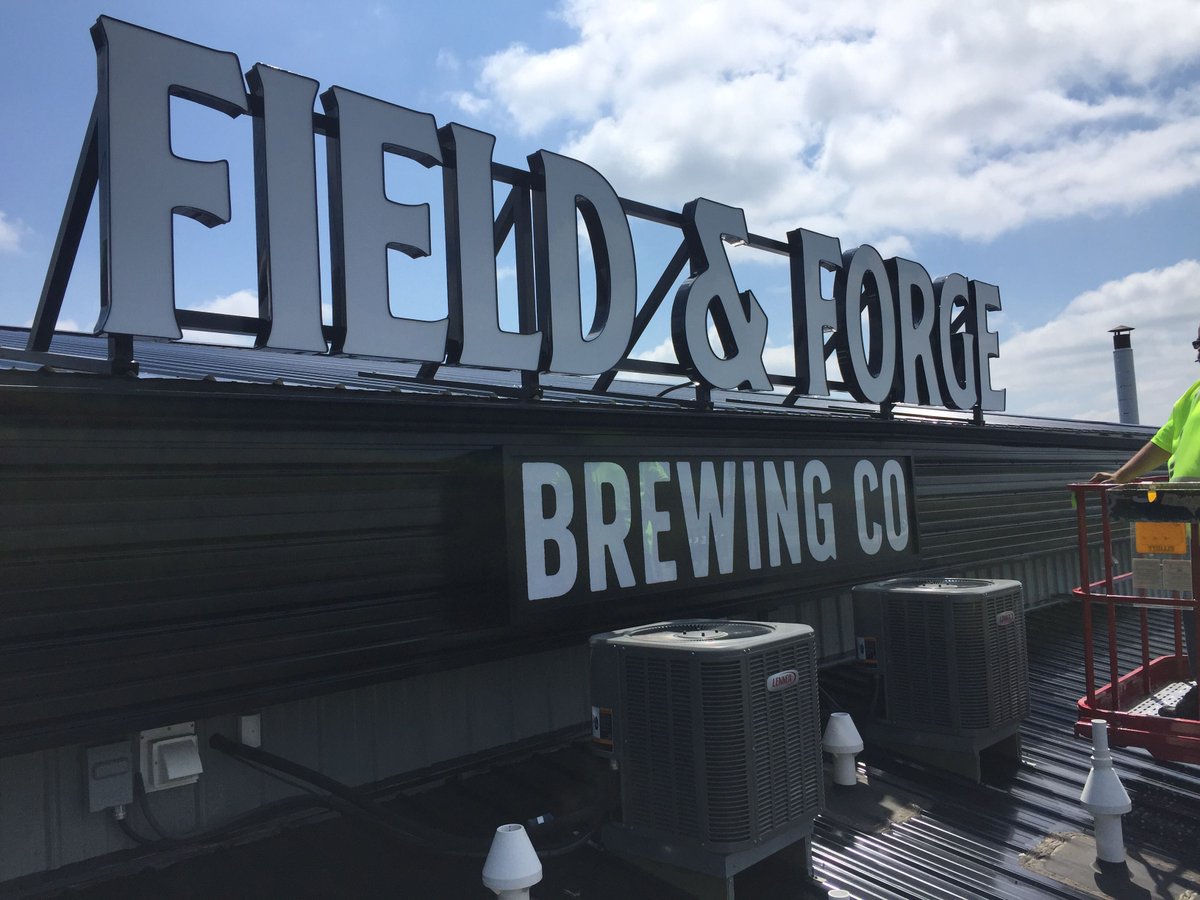 UniSignGroup's tweet photo. Field &amp; Forge Brewing Co &amp; Gastro Pub signs are up and they are open! They have unbelievable food and are brewing multiple DELICIOUS beers. Take a trip up to Innisfail to check them out! Cheers from the LS+D Team.

#madeinyyc #led #ledsigns #craft #craftbeer #local #yyc #beer https://t.co/0JXAhXXMJU