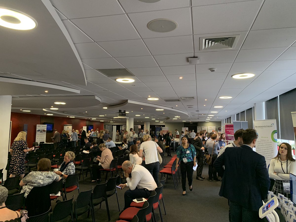 TinRaven's tweet photo. A busy @hantschamber Meet the Chamber with lots going on and an  interesting mix of new members https://t.co/hvOLF2TuBs
