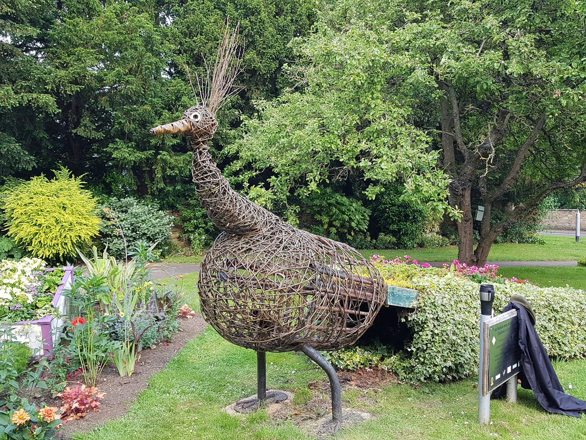 End of the first day of weaving the new clothes for the @oakhaminbloom  Peacock. Hopefully all decent tomorrow!