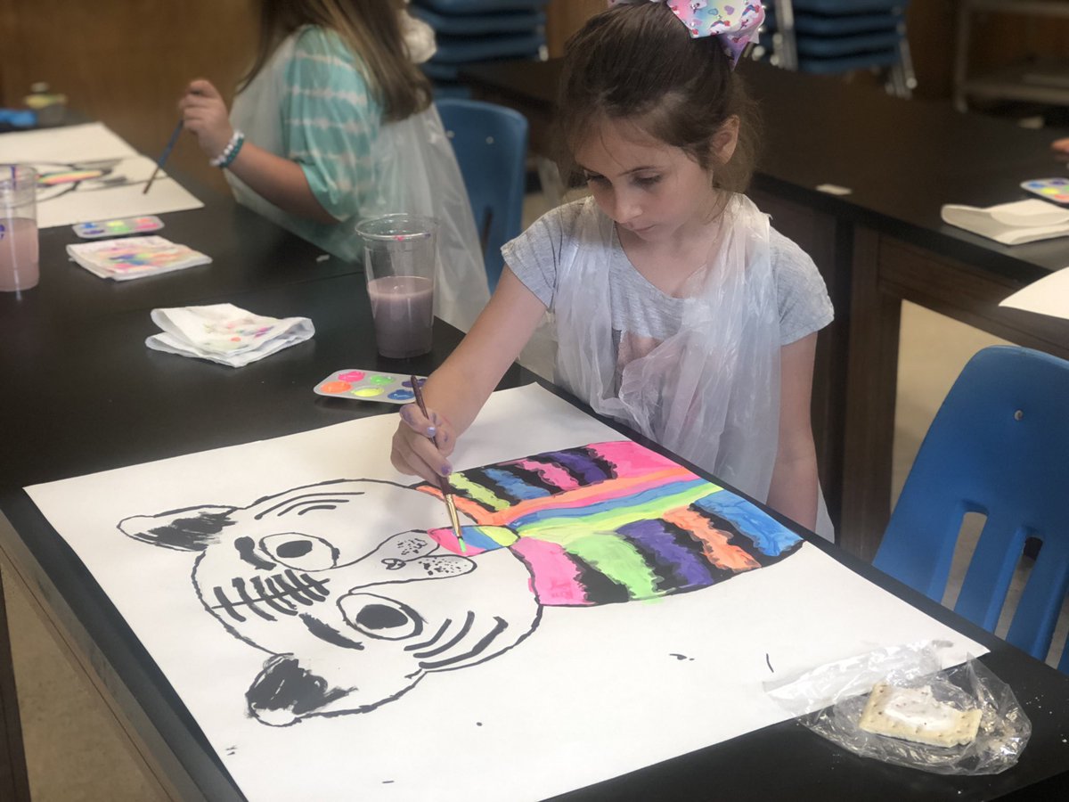 AlexandraLena22's tweet photo. Week #2 of our neon tigers #LFLeads #LFChildCare #LFCCbeapartofagreatsummer https://t.co/hNRbMvAJaL
