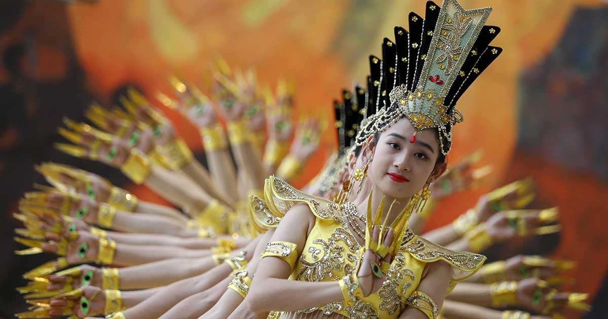 ns_dancing's tweet image. NS DANCING BLOG ✍️😍💃🕺
"The Dances of the World's Peoples"
The delightful heritage of the cultures of the Eastern peoples is the Thousand Hand Guan Yin dance. 
nsdancing.com/dance-of-one-t…