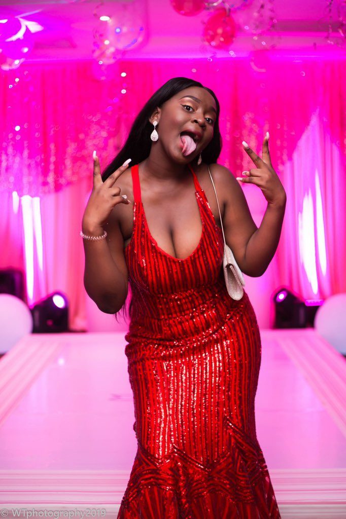 wTphotography_'s tweet photo. Shots from Roman Ridge Prom 2019 😍 https://t.co/9NKGeQyVYh