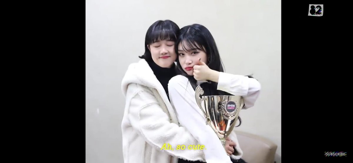 squirrish's tweet photo. well, that's my favorite part because i feel the uwu inside it 😭 their bond is so cute like sisters 💛 #datadropCHUNGHA #hello82 @hello82official https://t.co/INOoYpU1A9