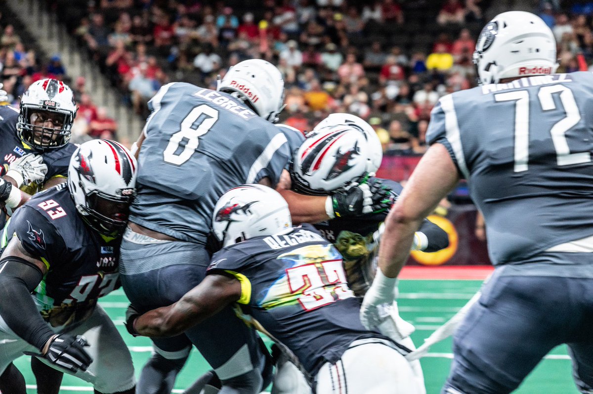 NYSTREETS FOOTBALL tweet media