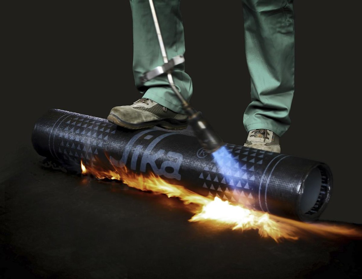 SikaLimited's tweet photo. We have a wide range of reinforced bituminous membrane systems available, download our brochure for more information: https://t.co/zQwrkEmYLH #SikaBit #RethinkingFelt #Bitumen https://t.co/cXdq1QsxcN