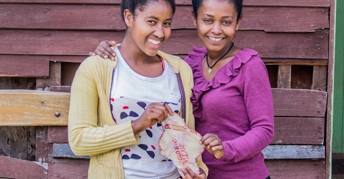 UNESCO's tweet photo. In #Ethiopia, a simple natural stain can end girls’ #education. But #menstruation shouldn't be taboo subject --
📢so, let's talk about it📢. See how we ensure that girls like Tenaye are not forced to miss school during their period:   https://t.co/gcZ3GyQXD6 https://t.co/muENSJIkwt