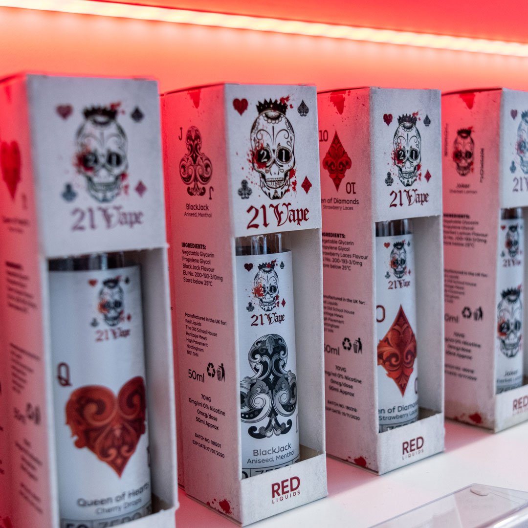 RedBoxVape's tweet photo. From the casino tables 🎲 to your tank, the unique 21 Vape range from @Red_Liquids comprises five knockout flavours, including Sherbet Lemon 🍋, Cherry Drops 🍒, Strawberry Laces 🍓, Aniseed Menthol ❄️ and Parma Violets. It's a drool a minute!🤤 https://t.co/sVD04Fsp9t #eliquid https://t.co/xQjN6hcURq