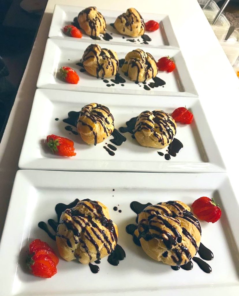 Did you know? We freshly make and hand fill our profiteroles. And the chocolate sauce? Created from scratch by our super talented chefs in our small, but perfectly formed kitchen on Effingham Street. Go on, treat yourself. We won’t tell... #RotherhamFood