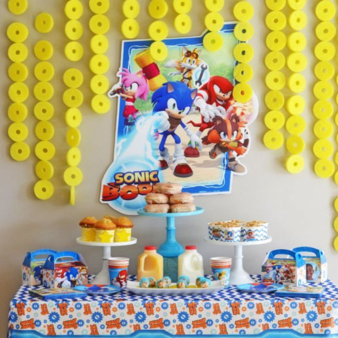 BirthdayExpress's tweet photo. We are diggin' this awesome Sonic party setup! 🎉 https://t.co/V354BUzhMN https://t.co/wooRCrc8PO