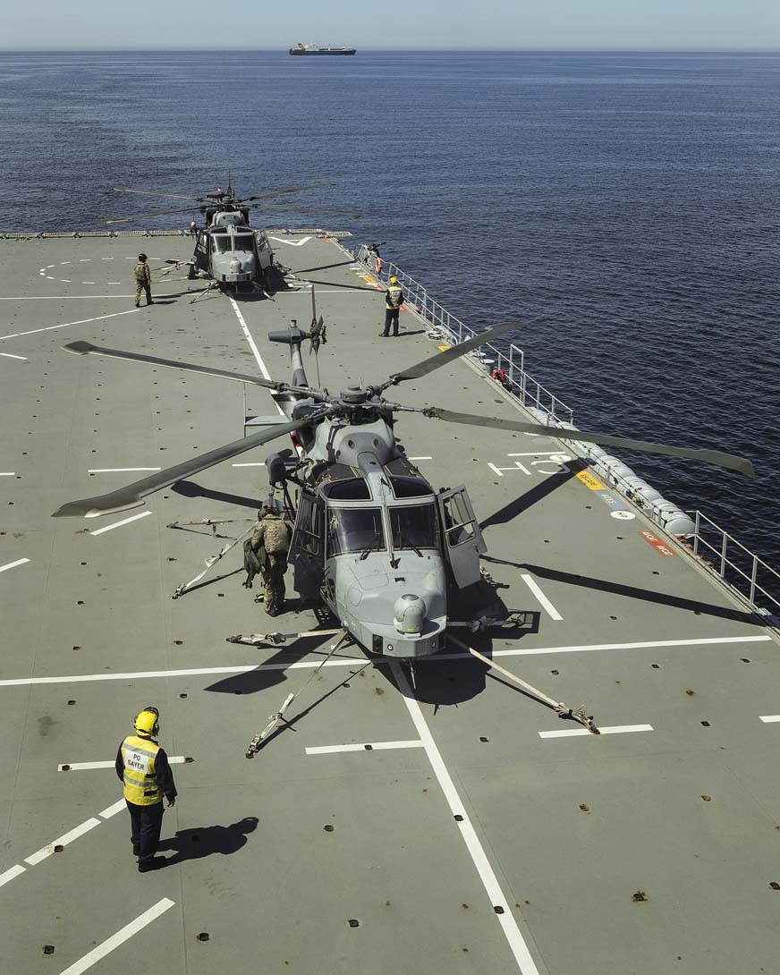 RoyalNavy's tweet photo. The Commando Helicopter Force shared Baltic skies with more than 40 other helicopters, fast jets and patrol planes – demonstrating their ability to work seamlessly with international air power. #BALTOPS2019
https://t.co/CUl8QicTav https://t.co/bCGCHdyhZG