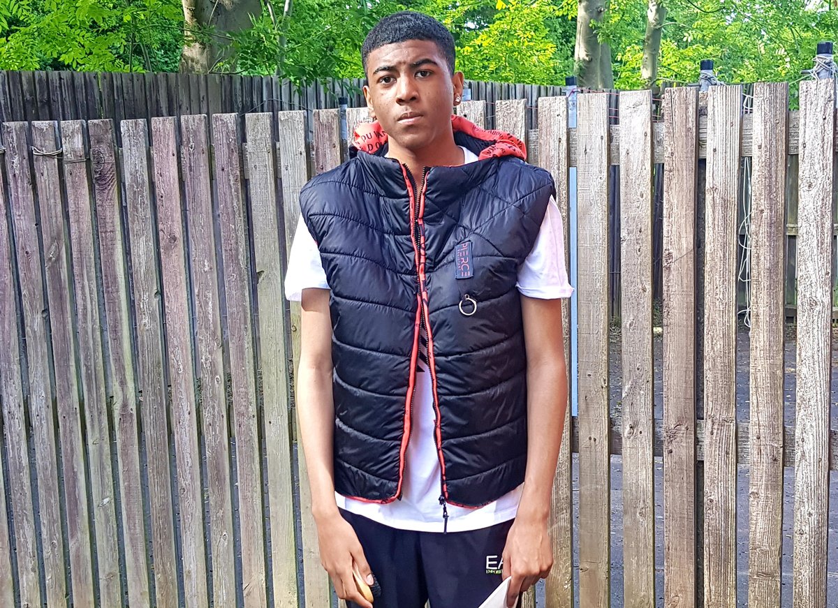 BCUPressOffice's tweet photo. The student designing street wear influenced by knife crime https://t.co/lgsxfLlhcO https://t.co/qjgvLgGD9i