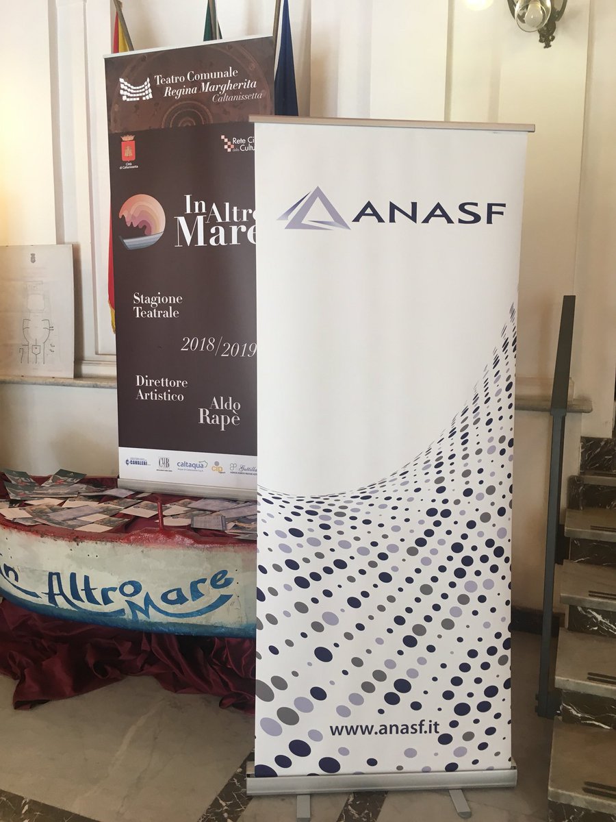 maurizio_bufi's tweet photo. Ora al Teatro Margherita di Caltanissetta per #AnasfDay su #Enasarco organizzato dal Comitato Territoriale Sicilia @anasfCF https://t.co/QwJB3449mD