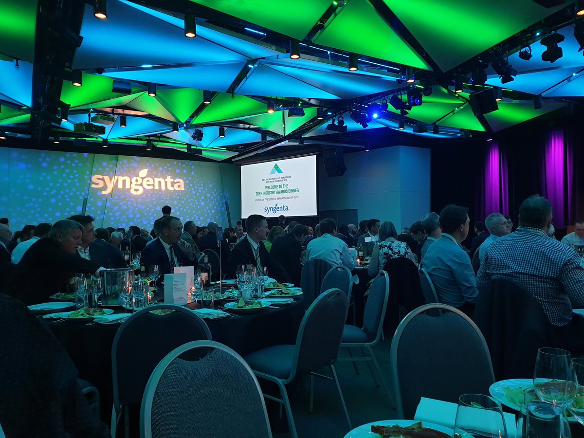 erinrix01's tweet photo. Awesome night at the @AGCSA2 President's Dinner hosted by @SyngentaTurfANZ
Great to see so many people and meet new friends, @comicrobbrown was hilarious and the food was sensational.
Great way to start the week 😁😁
#truturf #agcsa #turf #Conference #Brisbane https://t.co/87tdIrkABh