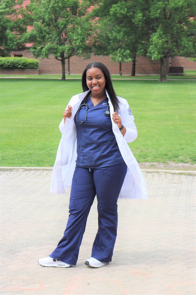 RrielJ's tweet photo. I am officially R’riel Johnson BSN, RN &amp; trust me when I say I’m coming for everything I desire 👩🏽‍⚕️💯✅ https://t.co/KQnJOMUHUg