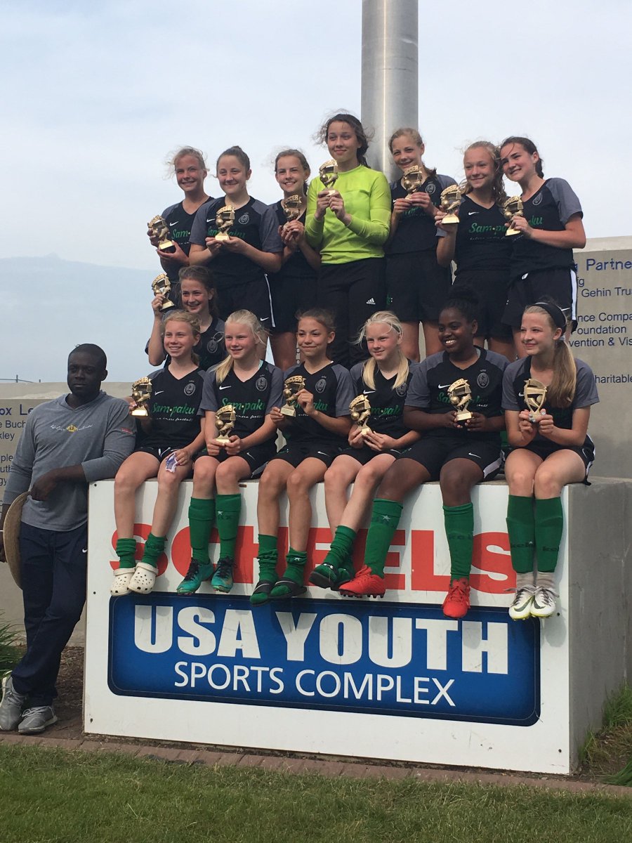 KeliixIntraSC's tweet photo. Champs: 14G, 15BPR, 16B, 18BPR
Keliix on top!
#Keliix
#KeliixProud
#AllClub
#Appleton
#yellowsocks
#TRIA
#TRIAponchos https://t.co/50pcPPN5KK
