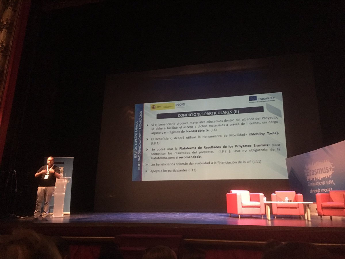 maygalana's tweet photo. Muy interesantes las ponencias del VI encuentro nacional de proyectos de acción clave 1 (KA1) Erasmus+ #MiErasmusPlus #Murcia #TeatroRomea @CEPATeresa @sepiegob @CepaOri https://t.co/oaB3NRLE8z