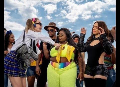 MVPMUSICALRD's tweet photo. La Materialista, Belinda – La Chapa Que Vibran (Remix) video oficial https://t.co/CG3uq7hoEG https://t.co/l3iJLqjt0d
