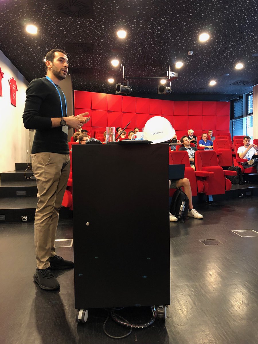 atwork's tweet image. &quot;Configure and deploy - no worrying around with #WindowsIoT&quot; 😏 @haroun_shehata #insiderdevtour #vienna