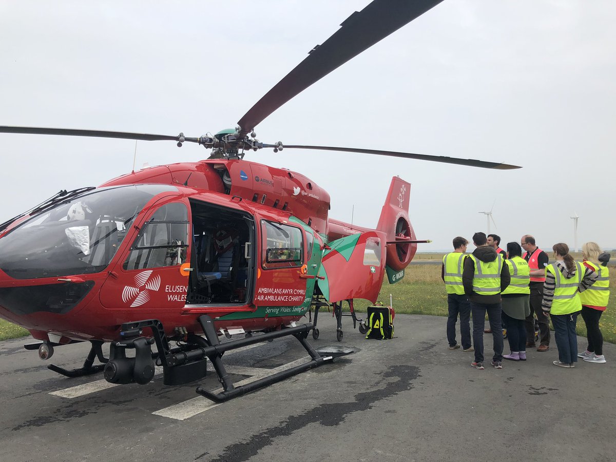 susieokeeffe's tweet photo. Thank you @knightsmk1 @csbradders @abbiehtaberner @EmrtsWales @Bristow_Group @epic_northwales @skyver3000 and many others for making the new Part C of the Transfer of the Critically Ill course a great day. https://t.co/pT8CggDBSQ
