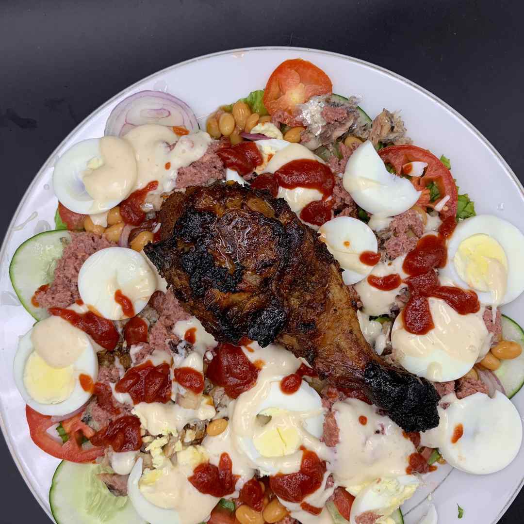 MaggiewtheSauce's tweet photo. Words not needed๐ช..The foods speak for themselves ๐คค๐๐...You can only get such satisfaction at Maggie With The Sauce๐๐ฟ...A perfect way to start your week and take your mind off that work stress๐...
#food #deliciousfood #delicioustothebone #chickenlicken #sauce https://t.co/OmF92YuxyT