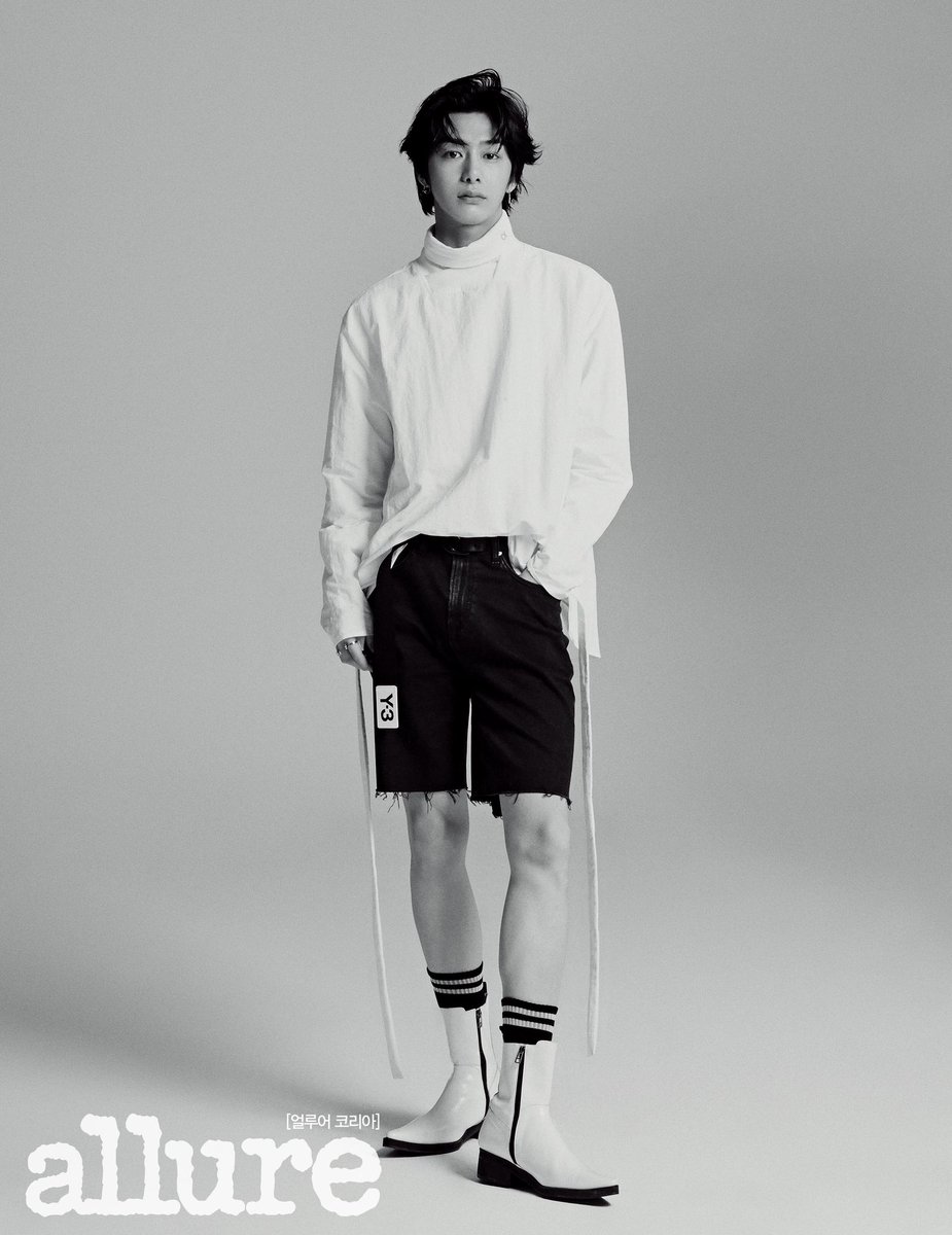OfficialMONSTAX's tweet photo. [#MONSTA_X]
#몬스타엑스 #형원
#얼루어 7월호 화보

@allurekorea
#allure 
#MONSTAX #HYUNGWON https://t.co/mXZnosBN3s