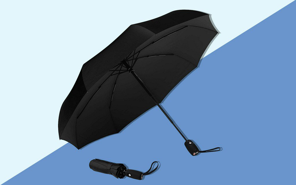 TravelLeisure's tweet photo. Amazon's best-selling umbrella is nearly indestructible with over 5,000 perfect reviews https://t.co/MRFlmLvhif https://t.co/E7f6qTK30v
