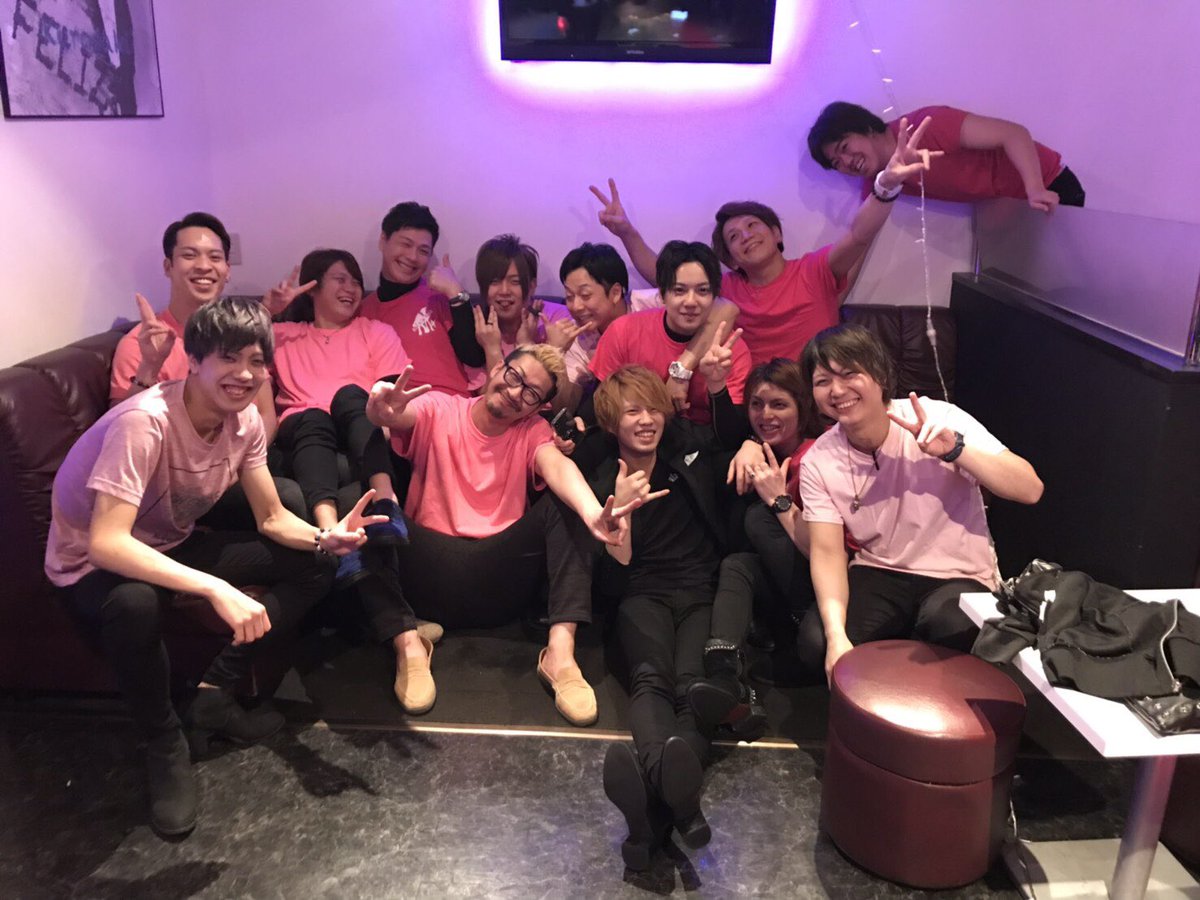 BarGG5's tweet photo. 今年はいろんなことにチャレンジする年！！

#ホスト #ホスト求人
#求人 #ホスト
#gggroup
#diva #raym
#Bar #福岡
#博多 #中洲
#歌舞伎町 #ミナミ
#すすきの #長崎
#思案橋 #銅座
#アルバイト #学生
#日払い #高収入
#お金持ち #稼げる
#稼ぐ #夢
#イケメン #お洒落

https://t.co/Ds5vHALjeG https://t.co/FKDyjCfHfc