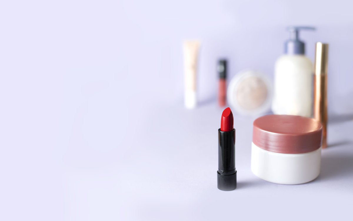 BeatTheBead's tweet photo. We have something exciting to share with you: the NEW Beat the Microbead website is now online! 🎉  

Here you can find all you need to know about #microplastic ingredients in cosmetics &amp; you can now SEARCH for products on this website 🤩

Try it out now: https://t.co/TeJozJ7JOq https://t.co/ZUOxL5osx9