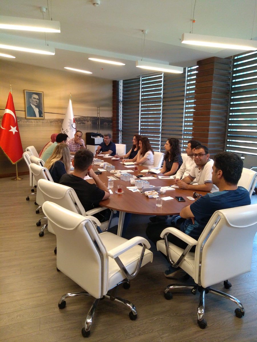 HD Kauçuk Tasarım merkezi yetkilileri ile Kamu Üniversite Sanayi İşbirliği(KÜSİ) kapsamında Pamukkale Teknokent’te toplantı gerçekleştirildi. @lhanKkkaplan1