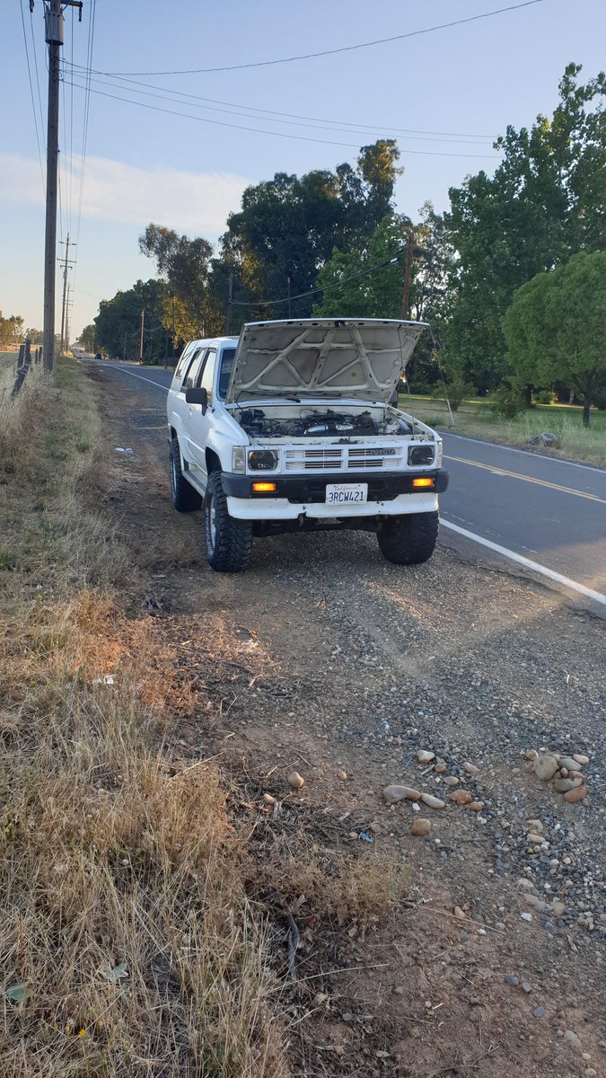 chipmunkofddoom's tweet photo. #ugh. Over this week already and it's only freaking MONDAY. Why can't my truck just be a good girl?
I want to post some positive shit for a change and not be a negative Nancy all the time!
#874runner #19874runner #firstgen #1stgen #firstgen4runner #1stgen4runner #toyota https://t.co/imAU0l76TQ