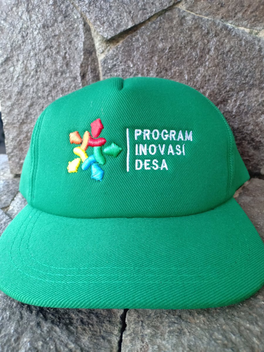 GinanWibawa's tweet photo. Silakan di order. 
Topi dengan berbagai bahan, warna serta logo yg berbeda.. 

Kenapa harus pake produk kita? 
1. Harga termurah 
2. Kualitas baik 
3. Jahitan rapih

Dan yang paling utama dibuat oleh UMKM yang manfaatkan pekerja lokal..

Minat 
Wa 085222249997 https://t.co/5w6RPUAYGH