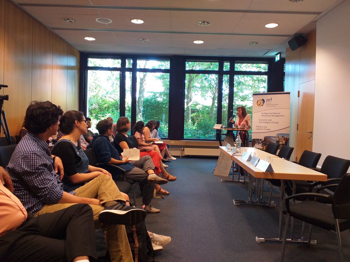 Seminar 'Transforming Adaptation to #ClimateChange in Coastalcities' started at @ZEFbonn in cooperation with @UNRISD. Welcome by ZEF's acting director of #social 
sciences group.