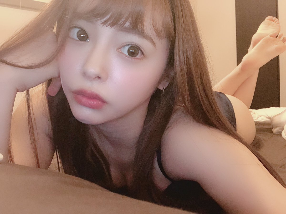 小倉由菜 Yuna Ogura Pa Twitter 1日中ベッドでゴロゴロするのも悪くないですね また明日からがんばろうね おやすみなさい