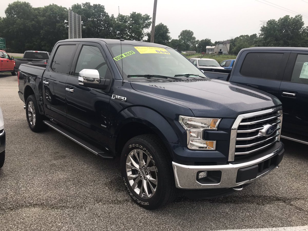 Check out this 2016 F-150 with sunroof, 4WD, remote start, heated seats and only 36k miles. Great deal for $31,399. Visit Bedford Ford Lincoln or drivebedford.com for more details