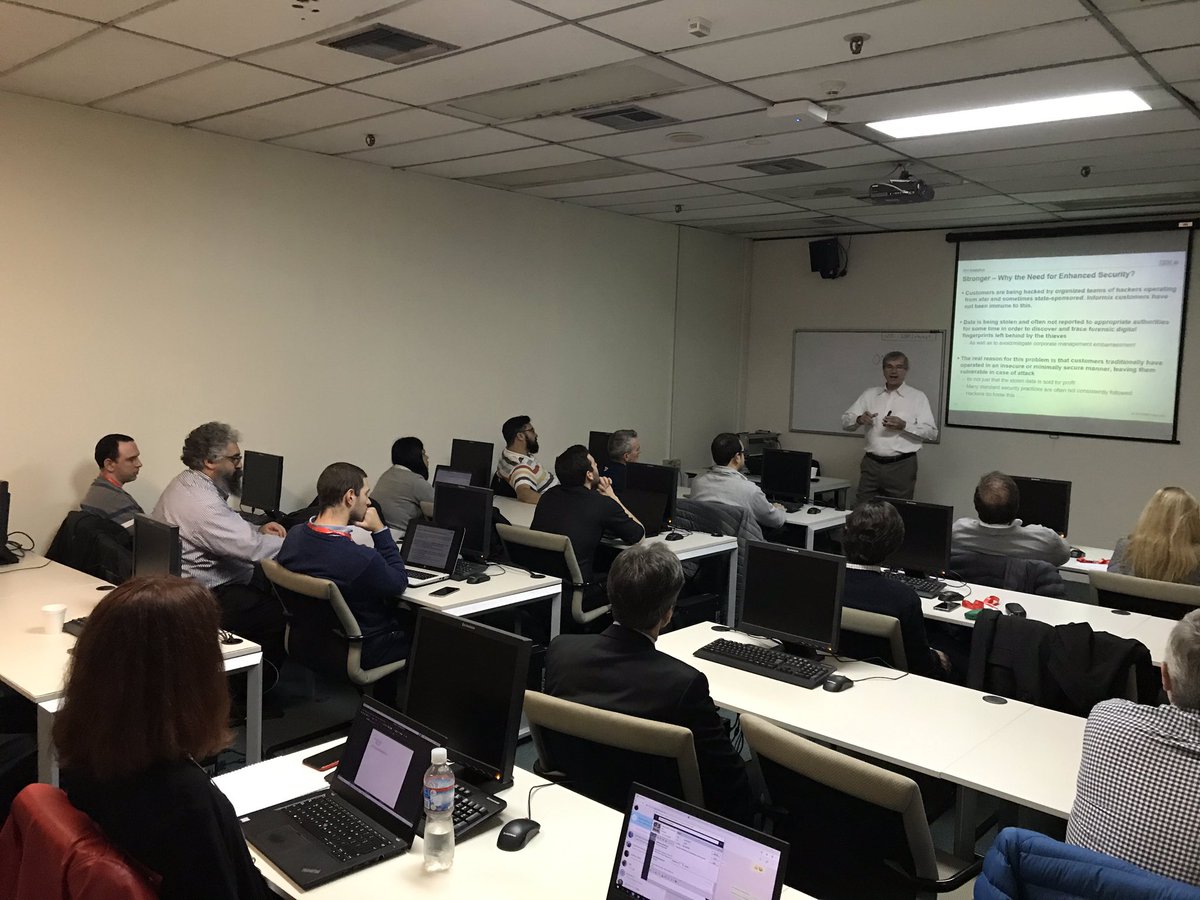 ma_berruezo's tweet image. Casa llena en el Workshop de Informix 14.10 en @IBMArgentina con Scott Pickett 
#Informix #MultiModelDatabase