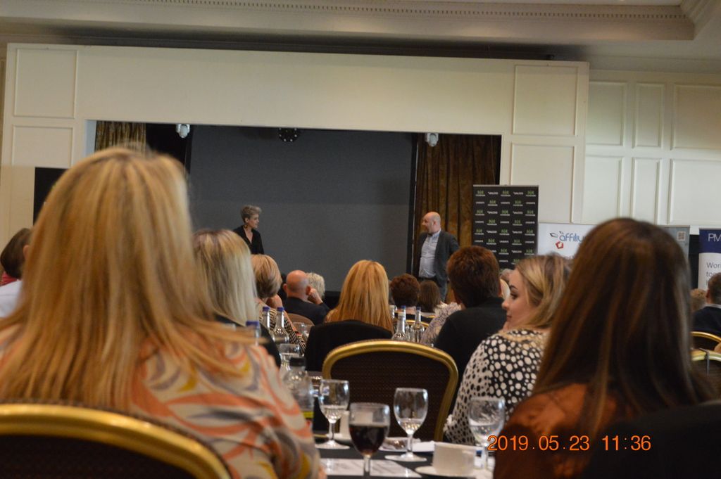 Are you listening? 👂🏻

If you want to be an effective leader you must place yourself in the shoes of those that you're leading.