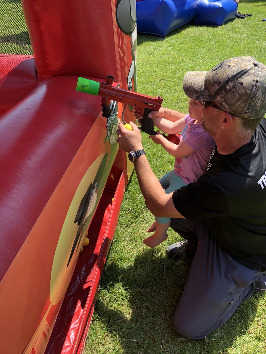 HMSAcambridge's tweet photo. HMSA would like to thank all the volunteers who helped to make this season great! We would especially like to shout out all the volunteers and umpires who helped this weekend. We couldn't do it without you!

We hope everyone has a great summer and see you next year!

#hespeler https://t.co/mVGZrihNjB