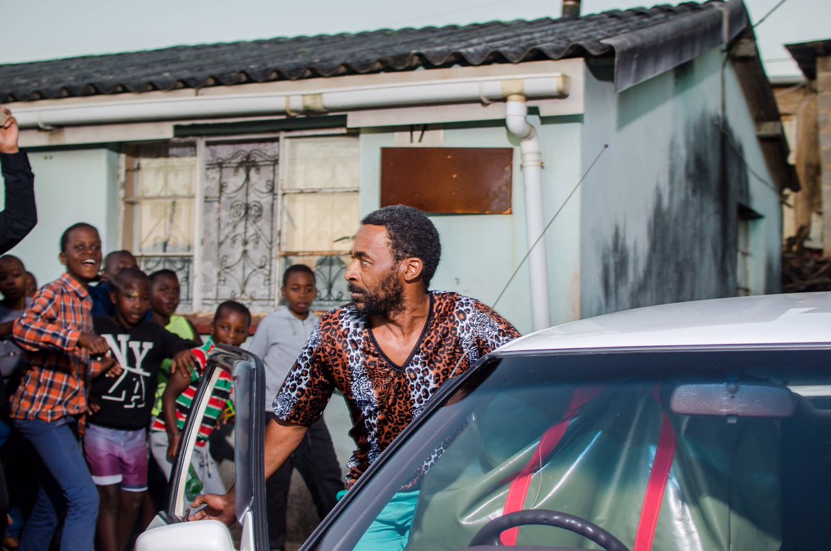 RealMshunqisi's tweet photo. #thuthamusicvideo are url ready!!! https://t.co/c9H9fSUUKz
