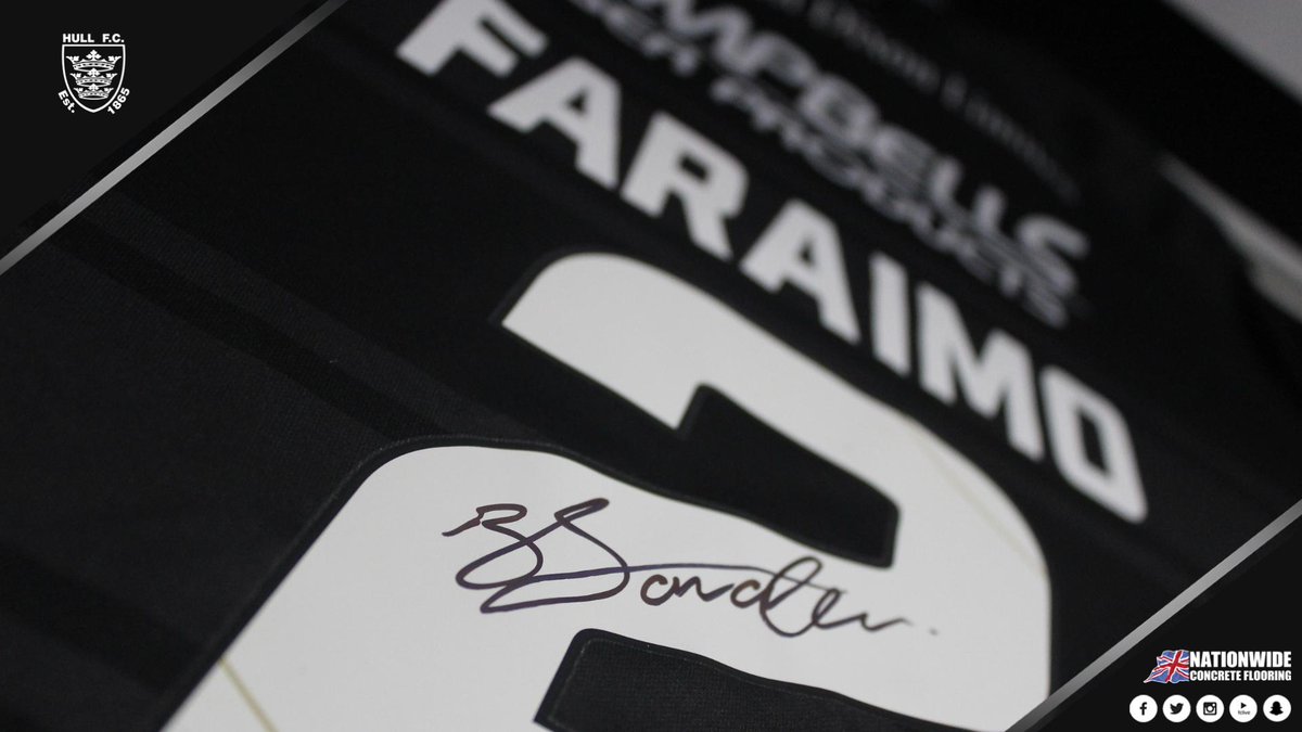 hullfcofficial's tweet photo. 👀 Fancy winning this 2019 principal jersey signed by Bureta Faraimo? ✍️

Just like and retweet this post to be in with a chance of winning! 🙌

#BuretaSigns ⚫⚪ https://t.co/Ci82sIbg49
