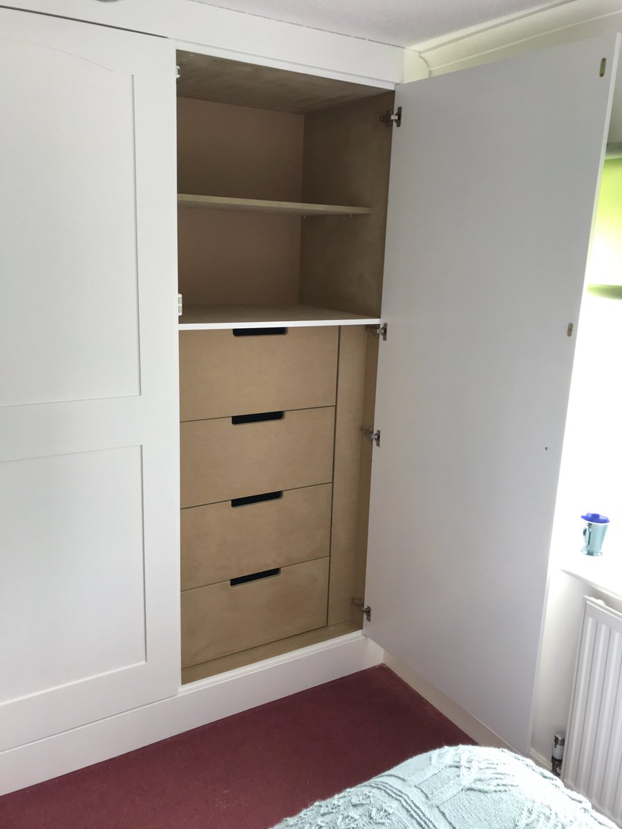 Thinking about affordable fitted wardrobes? Why not check out our website for more details: carlwinnjoinery.co.uk

#fittedwardrobes #wardrobes #joiner #joinery