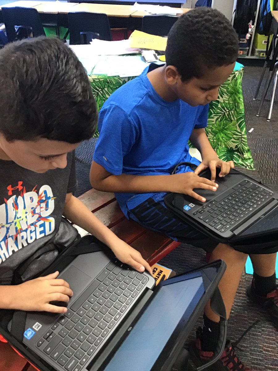 rmccoy313's tweet photo. Our research of African countries has reached a fever pitch: The presentations MUST be finished by the end of the day tomorrow!
#libertyoaks
#LPSsummer19 
@libertyoaks https://t.co/pavmvu5W0w