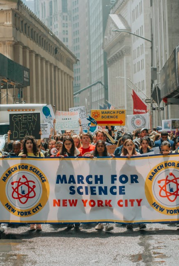 sciencemarchnyc's tweet photo. Get involved. Then, STAY INVOLVED!
#MarchForScience2019 https://t.co/NtmjQF8Mef