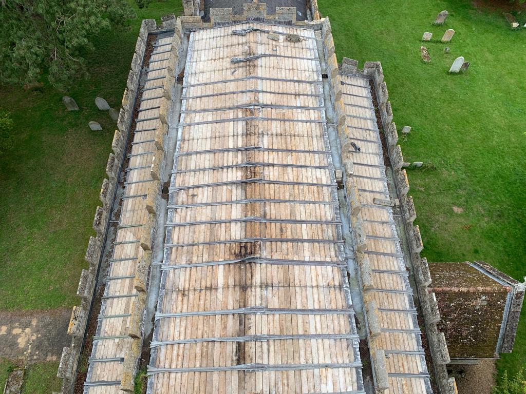 SouthCambsCops's tweet photo. The Church of St. Mary at Whaddon has had all of the lead taken. This will cost the parishioners of Whaddon up to 100k to replace. Any information please report on 101 or crimestoppers. @CambsRuralCops #RCAT #OpCrucible #OpTuscon @HeritageCrime https://t.co/Y0EeO7sRp6 https://t.co/a75G6WcSvN