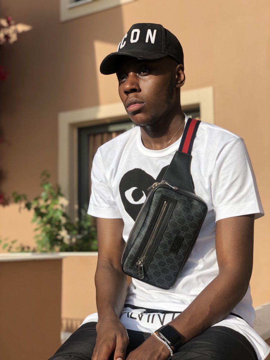 CA02____'s tweet photo. This year is all about vacations ✈️ https://t.co/hdqKA98jH3