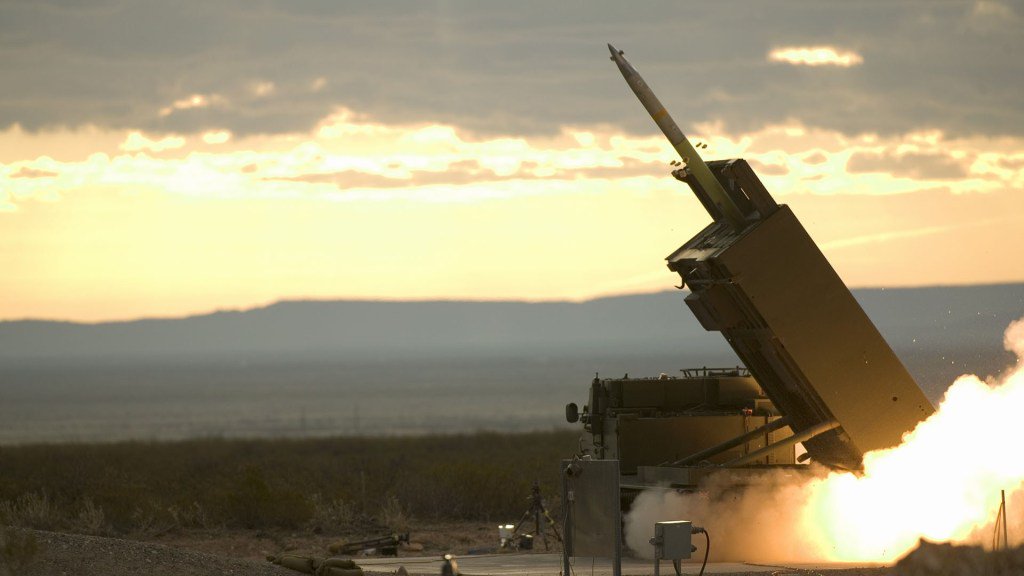 defpostmedia's tweet image. Paris Air Show 2019: #DiehlDefence, #Roxel to Collaborate for Development of Artillery Rockets. #PAS19 defpost.com/paris-air-show…