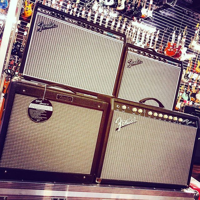 ReidysMusic's tweet photo. A fresh batch of @fender valve amp goodness has landed. Everything from iconic, glassy cleans of the Princeton models to the contemporary overdriven tones from the Supersonic 22.
.⠀
.⠀
.⠀
#fenderamps #supersonic22 #68princeton #bluesjunior #68customvibrolux #fenderbluesjunio… https://t.co/Kf2m3LrjKN